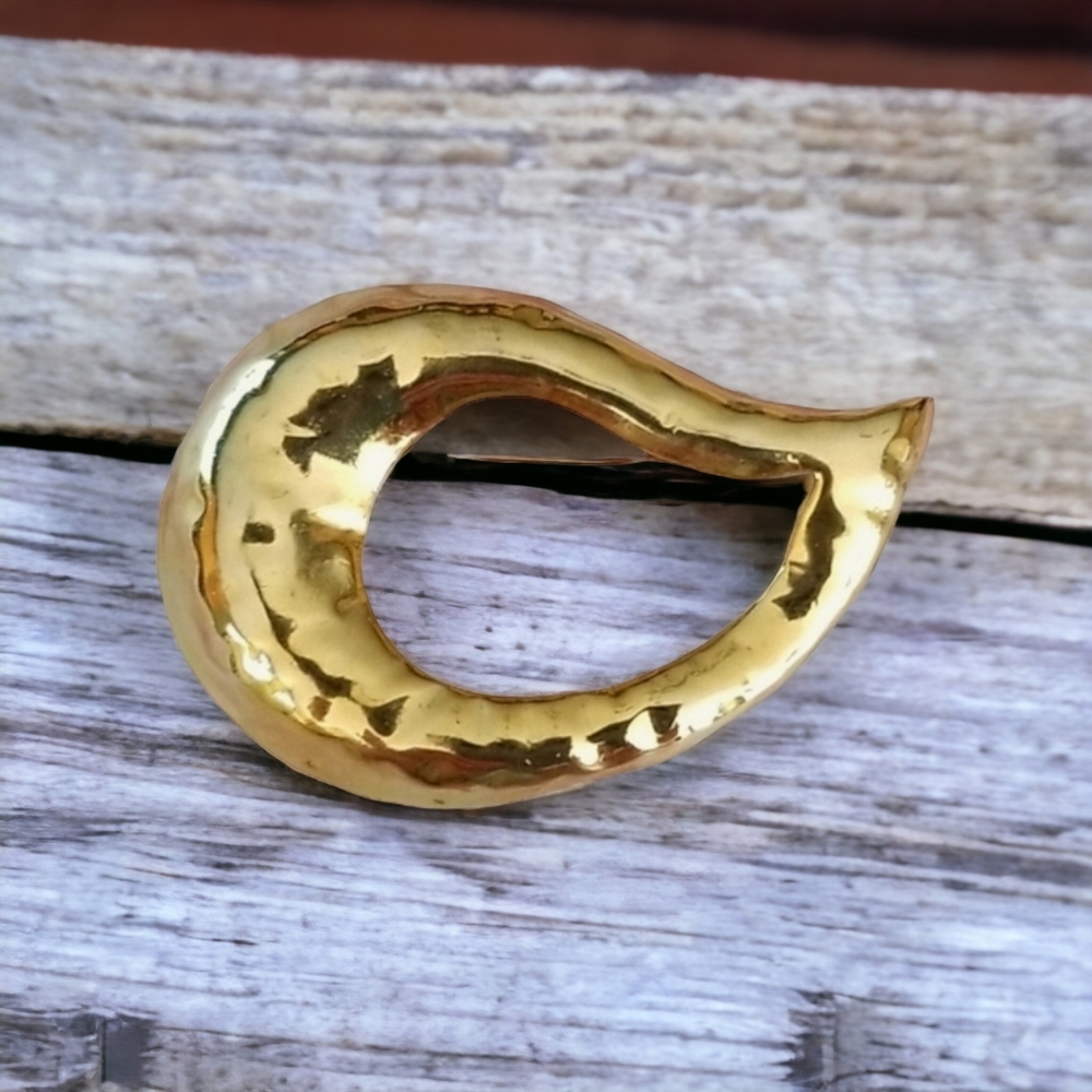Vintage Mid Century Goldtone Teardrop Brooch Pin - Picture 2 of 11